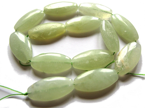 Serpentin Olive flach, ca. 30x16mm, Strang